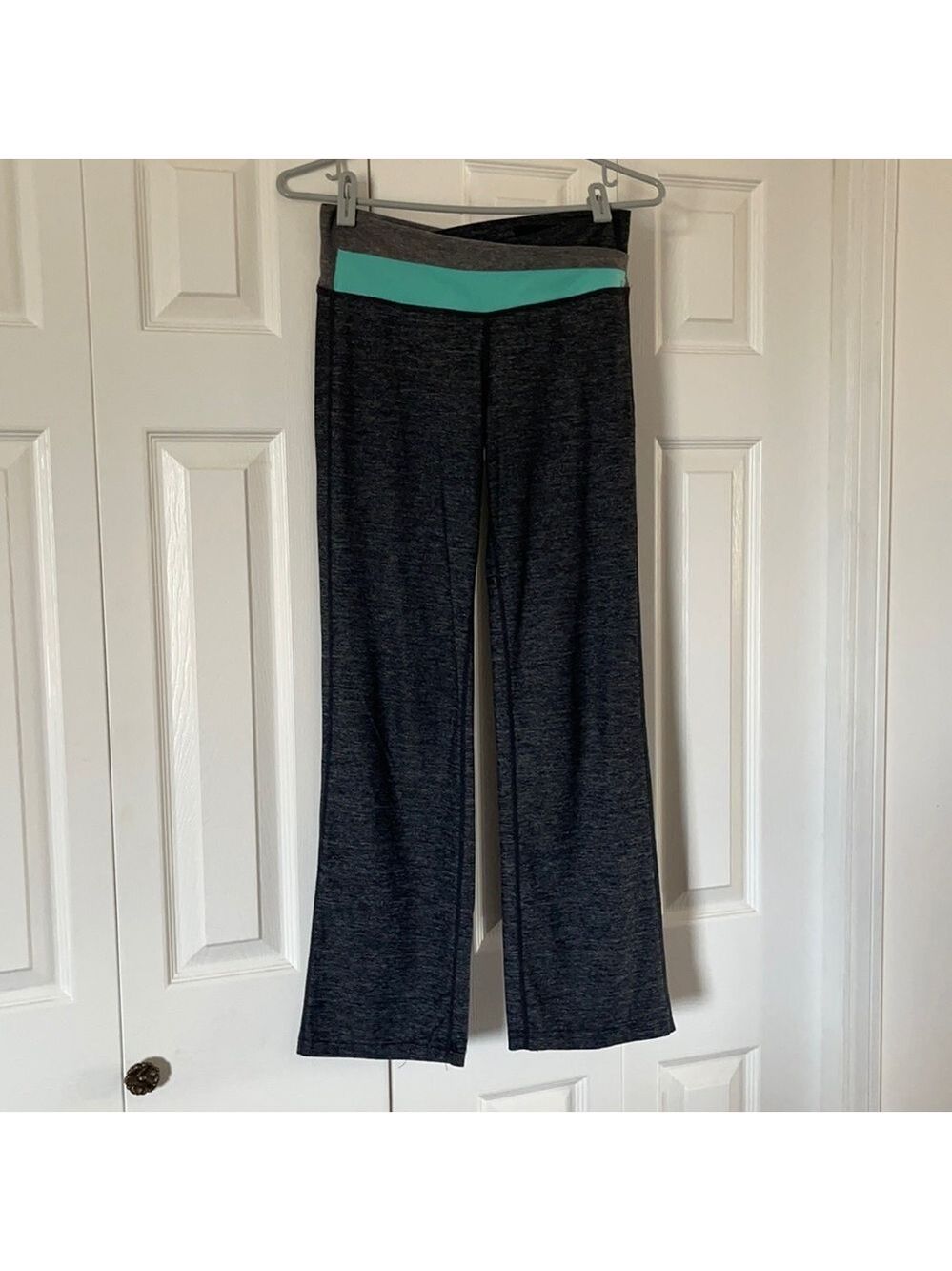 Lululemon Yoga Pants Size 6 🥰🥰